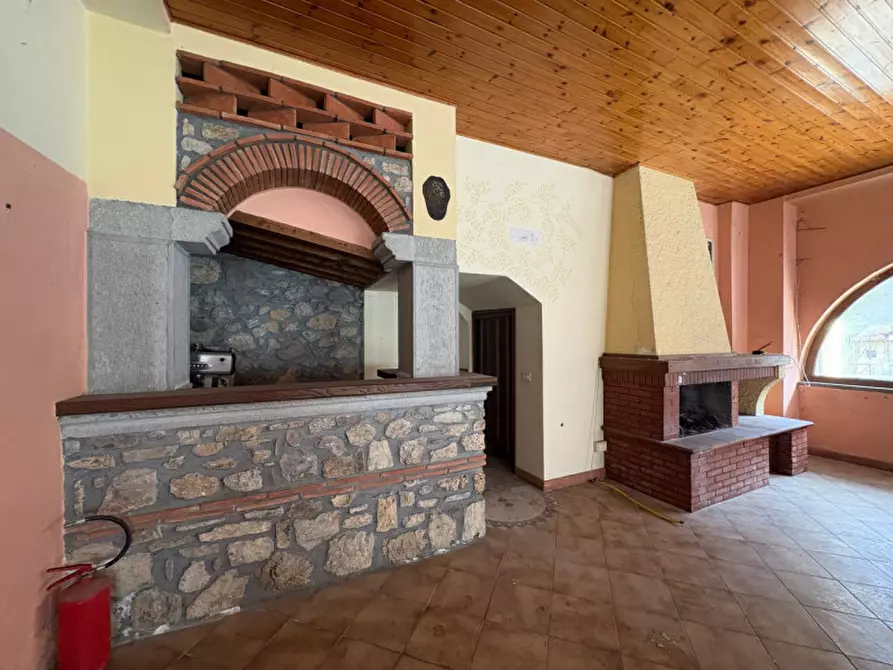 Immagine 19 di Negozio in vendita  in vignola a Fabbriche Di Vergemoli