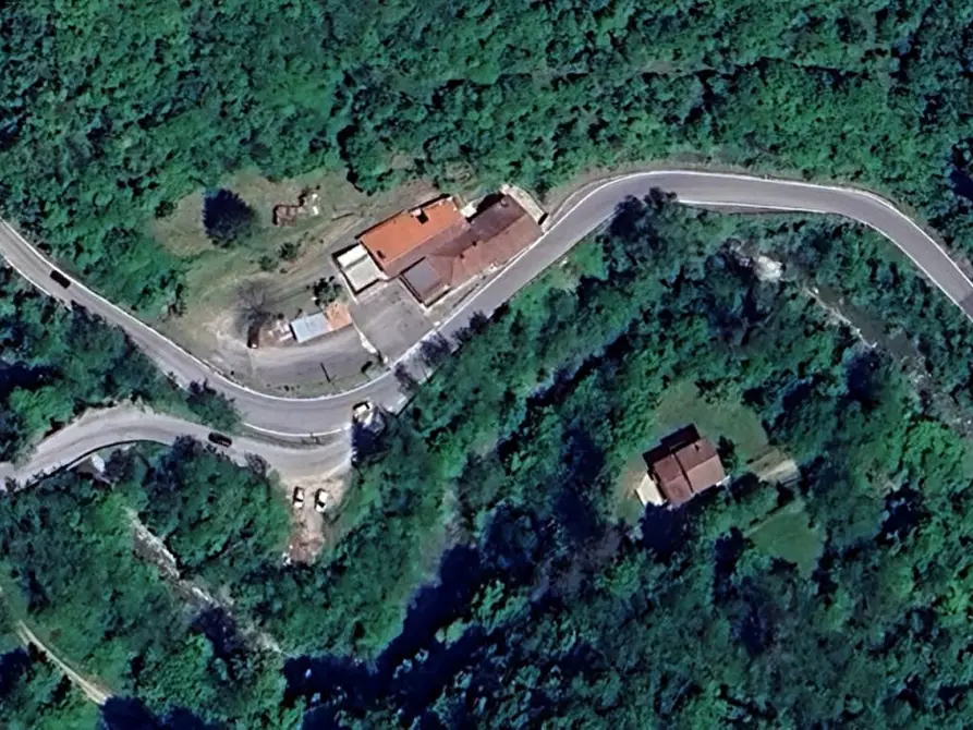 Immagine 24 di Negozio in vendita  in vignola a Fabbriche Di Vergemoli