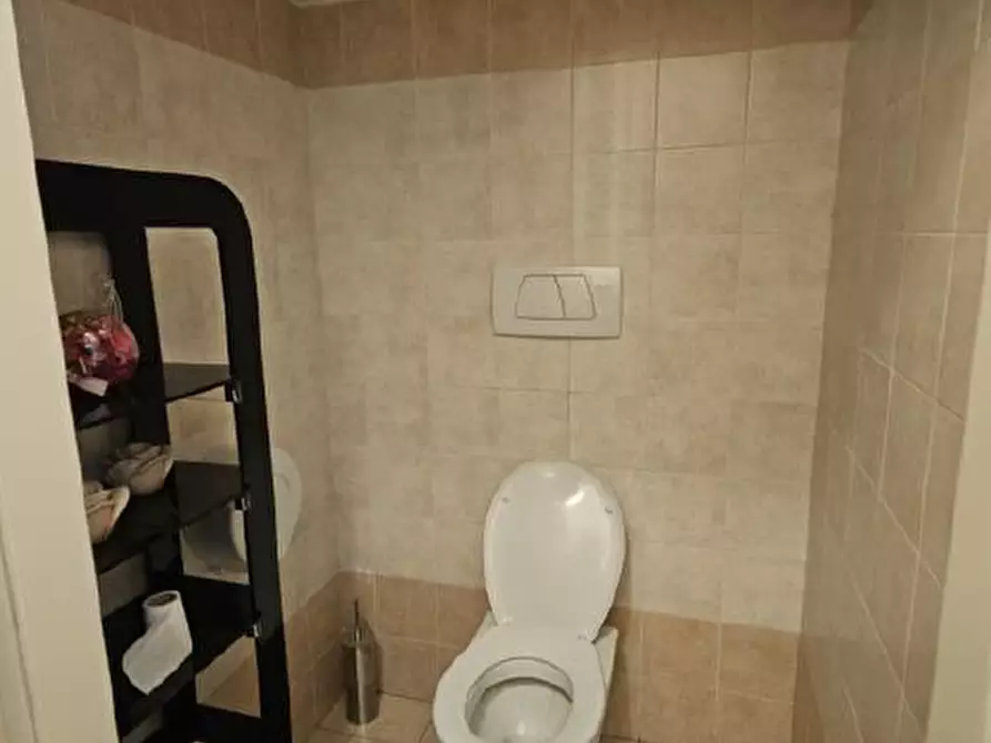 Immagine 8 di Negozio in vendita  in Via Camucina, 25 a Portogruaro