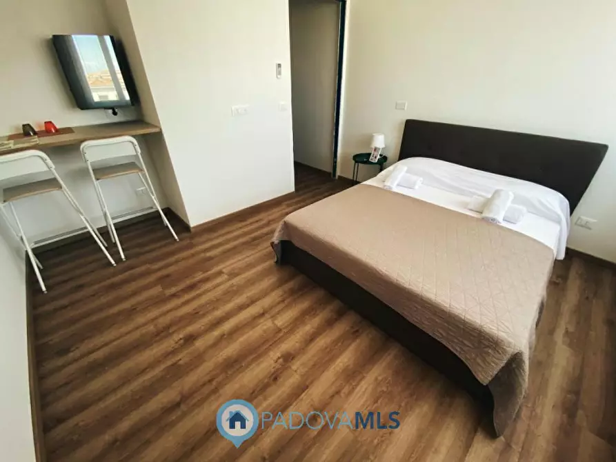 Immagine 22 di Appartamento in vendita  in Piazzale della Stazione a Padova