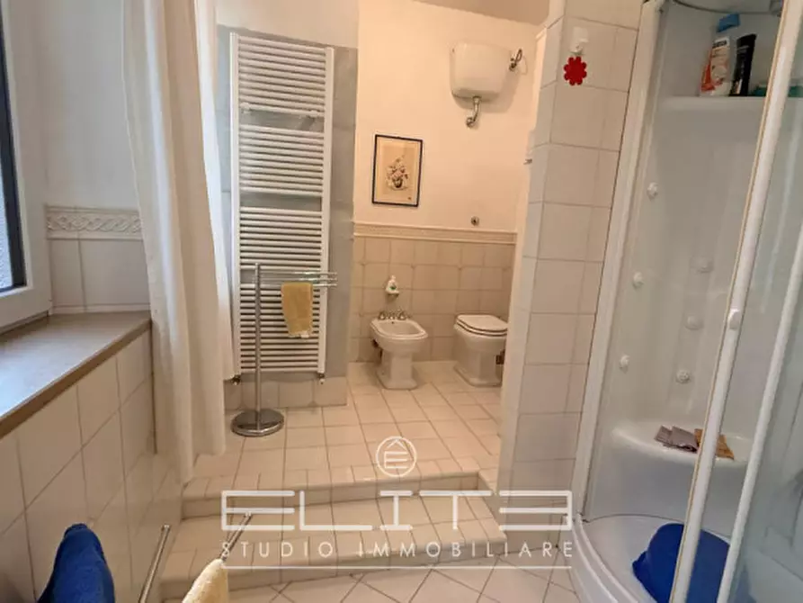 Immagine 5 di Appartamento in vendita  in CORSO AMENDOLA a Ancona