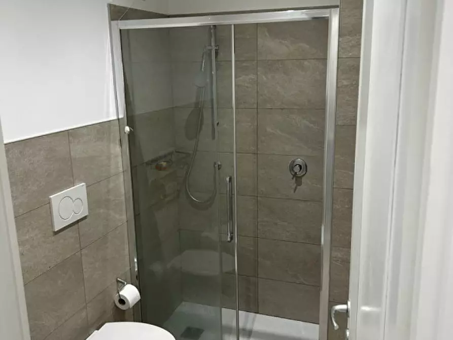 Immagine 6 di Camera in affitto  in Via Trieste a Padova