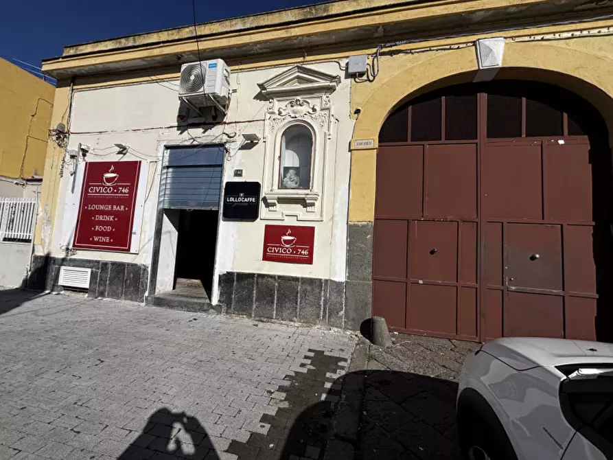 Immagine 6 di Negozio in vendita  in VIA NAZIONALE 748 a Torre Del Greco
