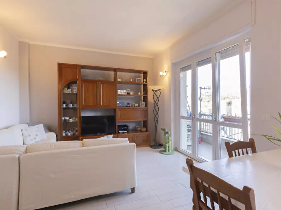 Immagine 2 di Appartamento in vendita  in Viale Vittorio Veneto 20 a Borgosesia