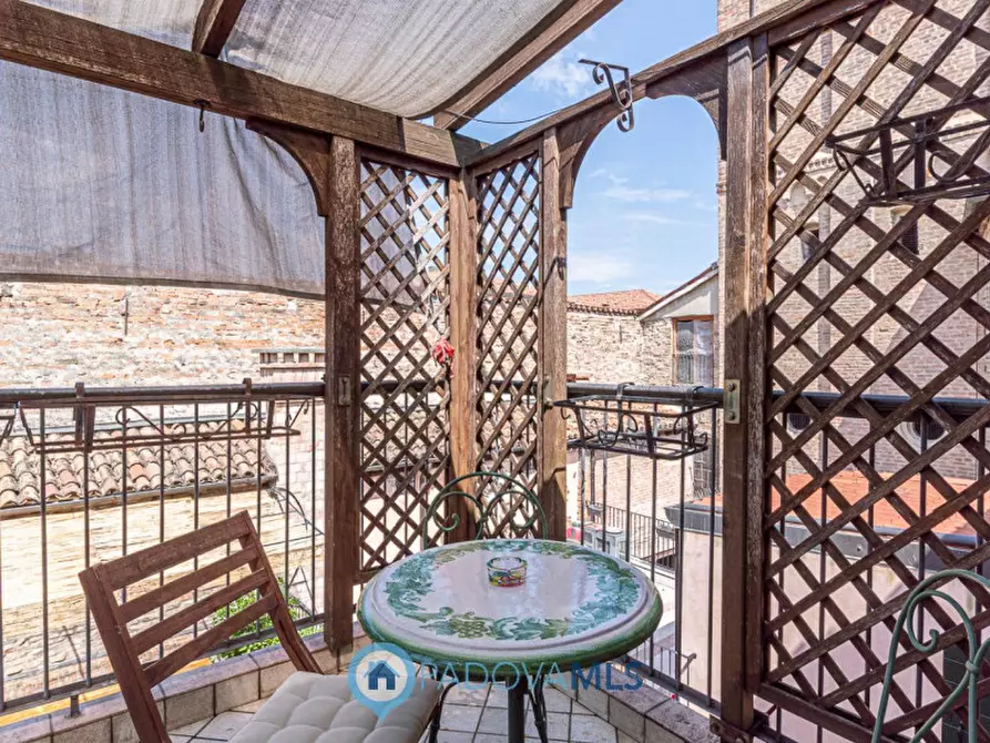 Immagine 19 di Appartamento in vendita  in via Roma 90 a Padova