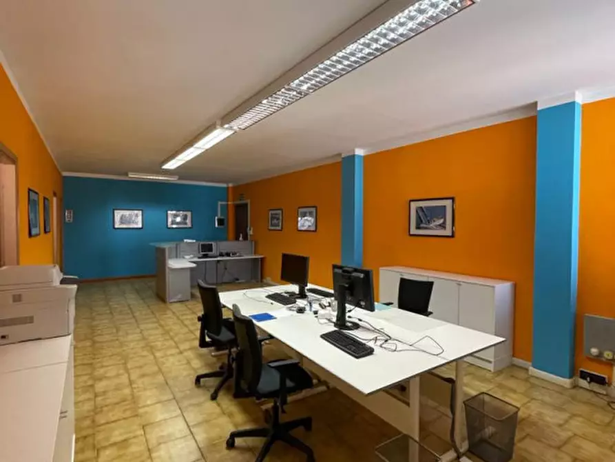 Immagine 5 di Ufficio in vendita  in Via Aldo Moro a Brescia