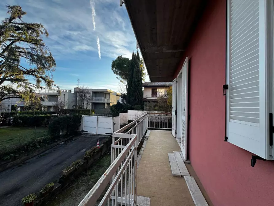 Immagine 4 di Appartamento in vendita  a Desenzano Del Garda