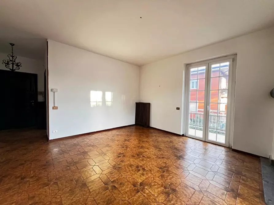 Immagine 17 di Appartamento in vendita  a Desenzano Del Garda