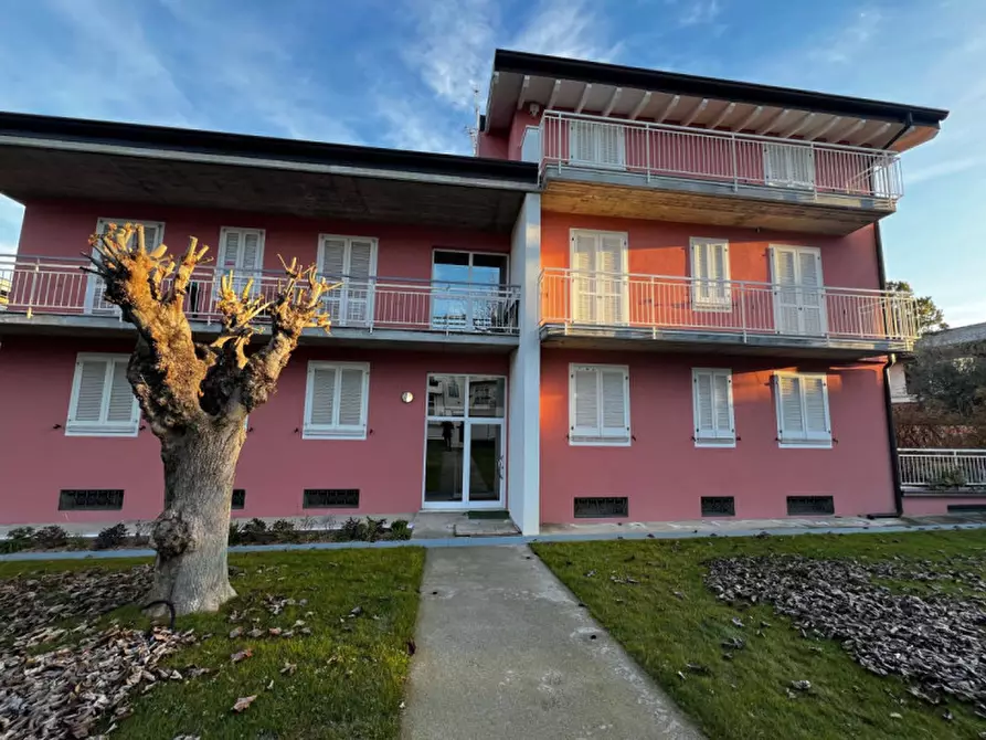 Immagine 20 di Appartamento in vendita  a Desenzano Del Garda