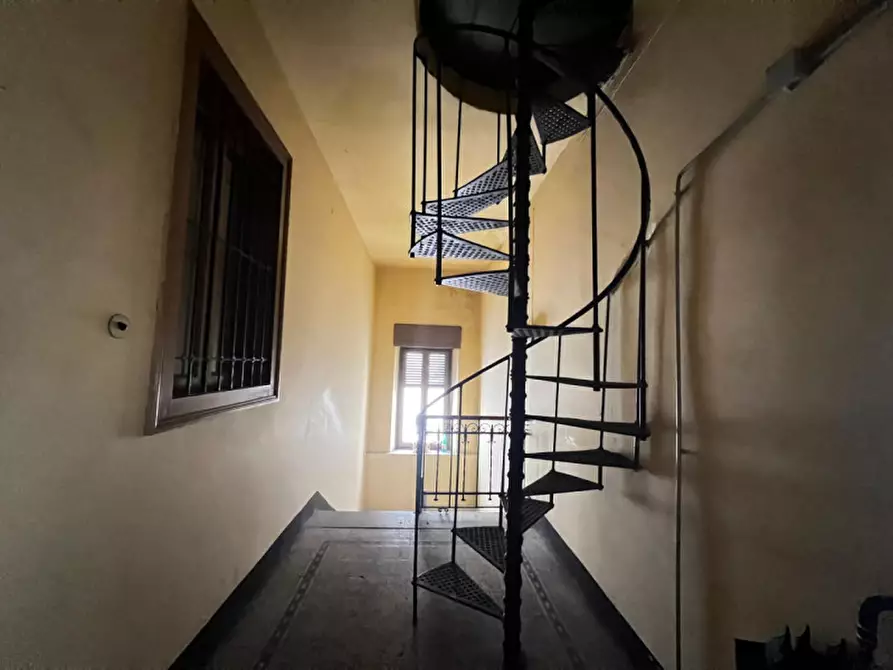 Immagine 46 di Palazzo in vendita  a Gardone Val Trompia