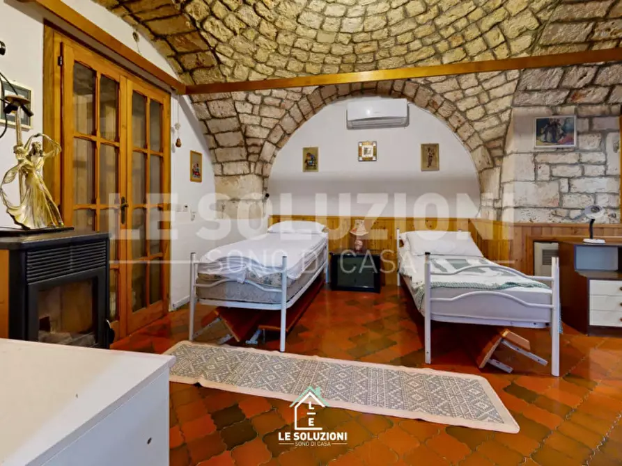 Immagine 33 di Villa in vendita  in strada comunale genna 47 a Castellana Grotte