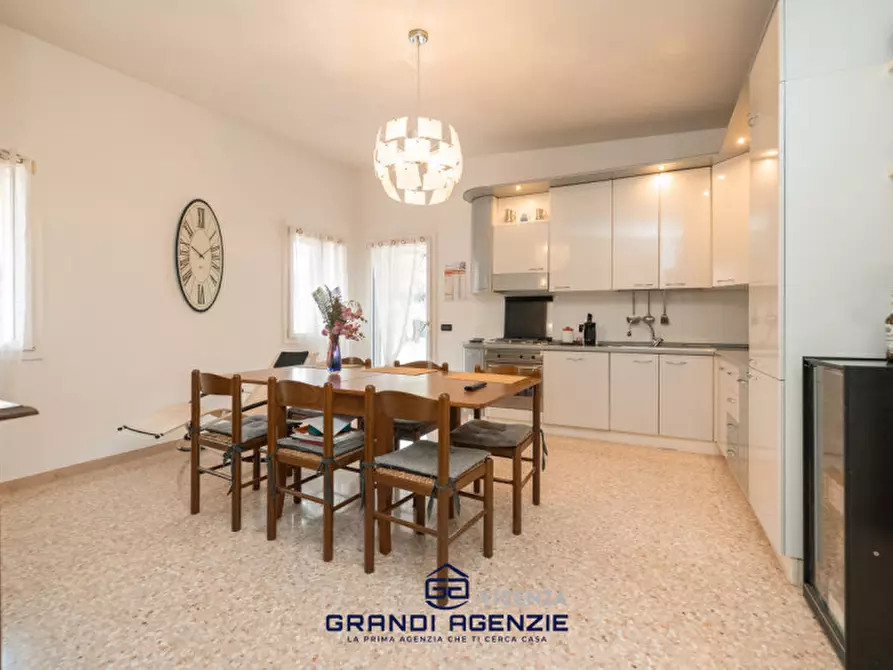 Immagine 6 di Casa indipendente in vendita  in Cavazzale a Monticello Conte Otto