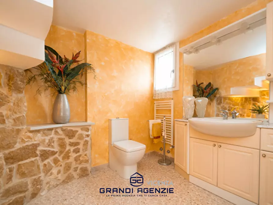 Immagine 29 di Casa indipendente in vendita  in Cavazzale a Monticello Conte Otto