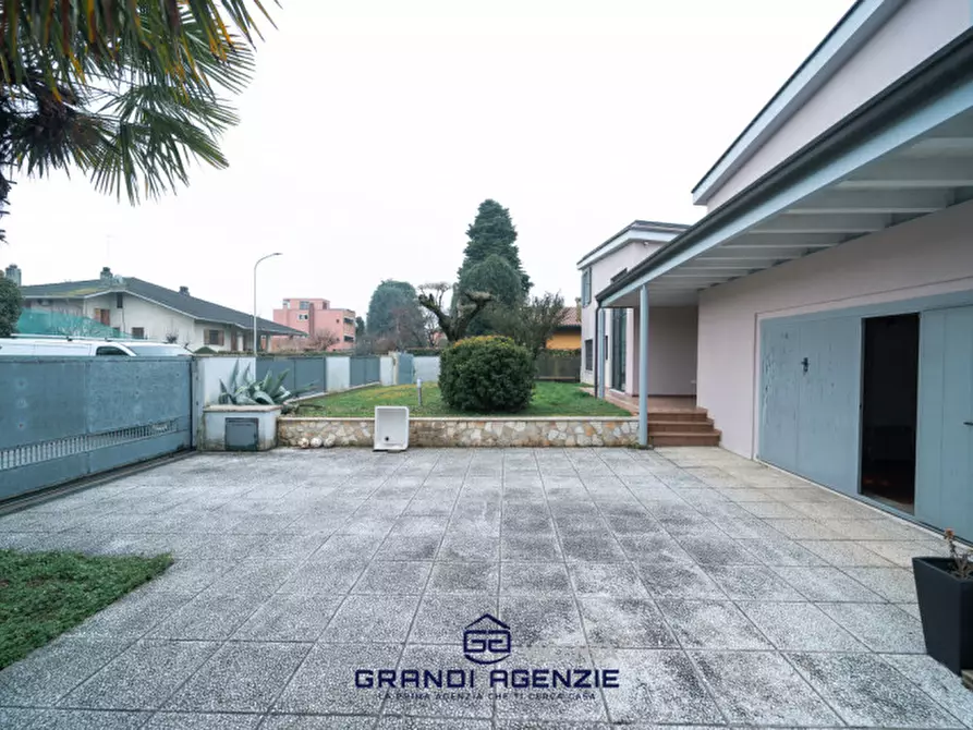 Immagine 49 di Casa indipendente in vendita  in Cavazzale a Monticello Conte Otto