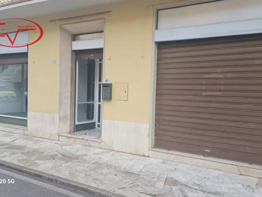 Immagine 1 di Negozio in affitto  in Mercatale Valdarno a Montevarchi