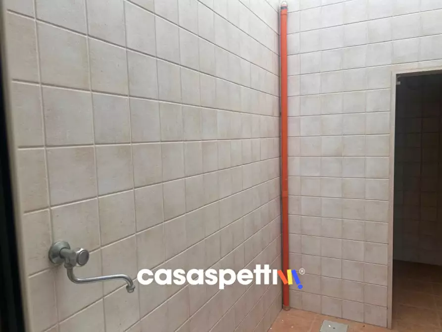 Immagine 14 di Appartamento in vendita  in Via Giorgio Castriota Scandhenbergh, 120 a San Giorgio Ionico