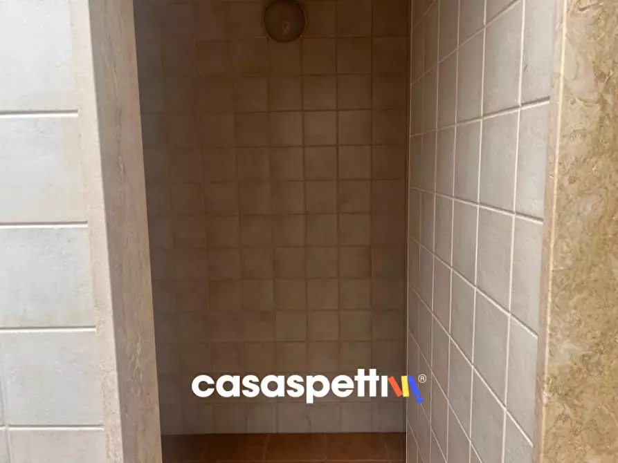 Immagine 17 di Appartamento in vendita  in Via Giorgio Castriota Scandhenbergh, 120 a San Giorgio Ionico