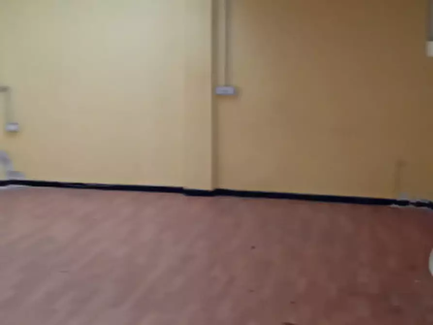 Immagine 5 di Magazzino in vendita  in Via Beaulard 31 a Torino