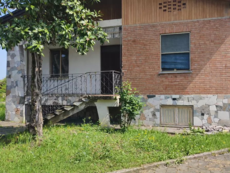 Immagine 2 di Casa indipendente in vendita  in via Solari a Montechiarugolo