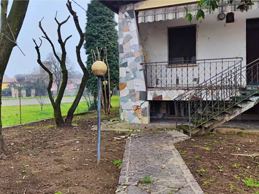 Immagine 8 di Casa indipendente in vendita  in via Solari a Montechiarugolo