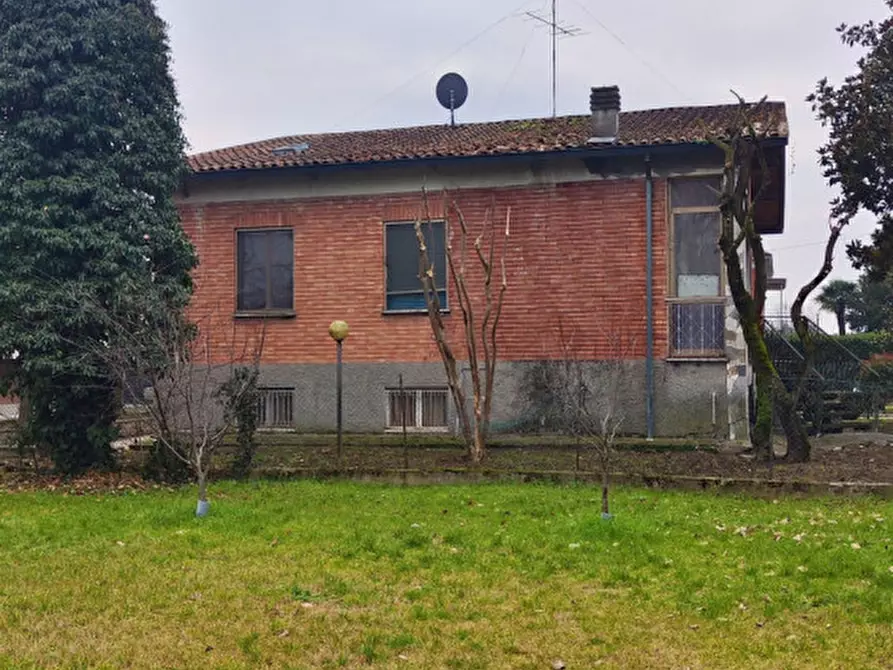 Immagine 17 di Casa indipendente in vendita  in via Solari a Montechiarugolo