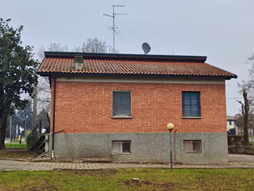 Immagine 23 di Casa indipendente in vendita  in via Solari a Montechiarugolo