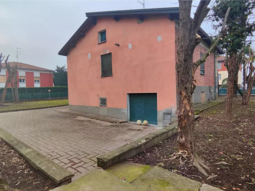 Immagine 32 di Casa indipendente in vendita  in via Solari a Montechiarugolo