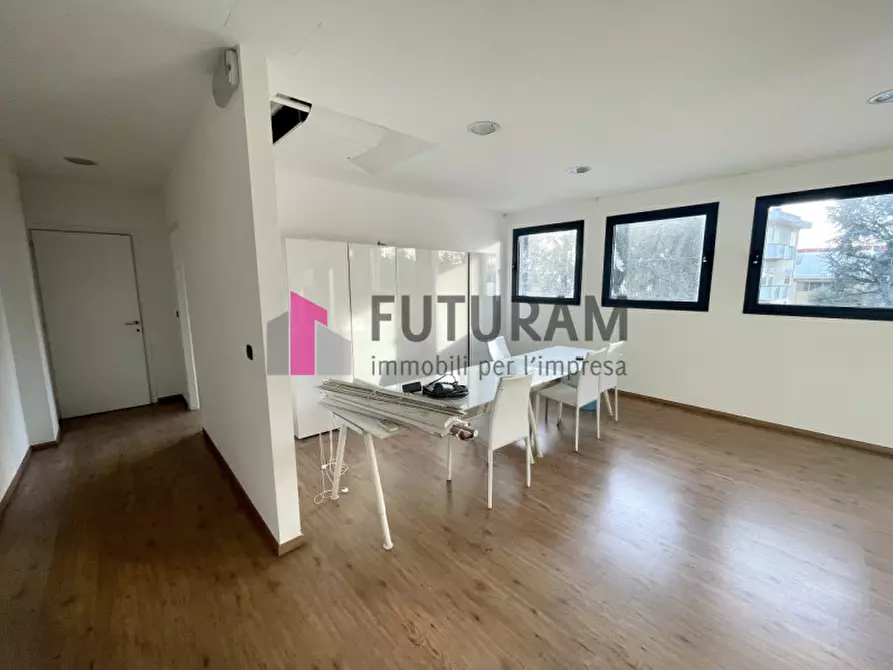 Immagine 2 di Ufficio in affitto  in VIA LONGHIN 1 a Padova