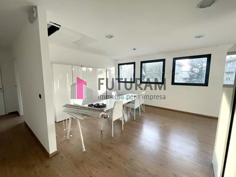 Immagine 5 di Ufficio in affitto  in VIA LONGHIN 1 a Padova
