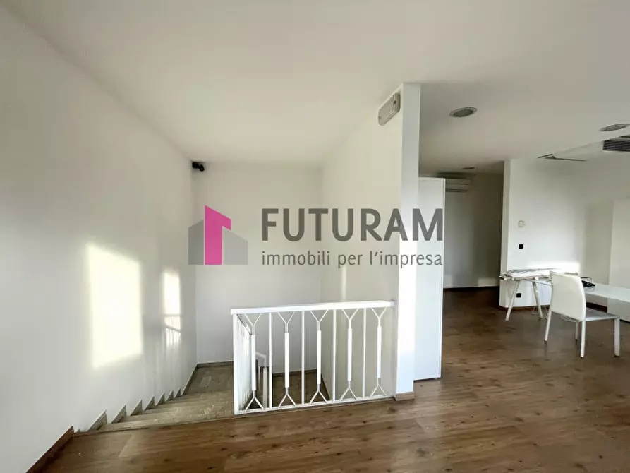 Immagine 12 di Ufficio in affitto  in VIA LONGHIN 1 a Padova