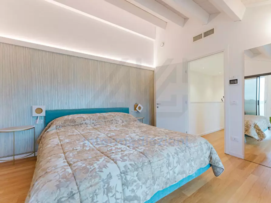 Immagine 15 di Attico in vendita  in Padova via Bracciolini a Padova