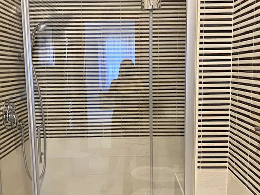 Immagine 11 di Appartamento in affitto  in Via Tripoli a Roma