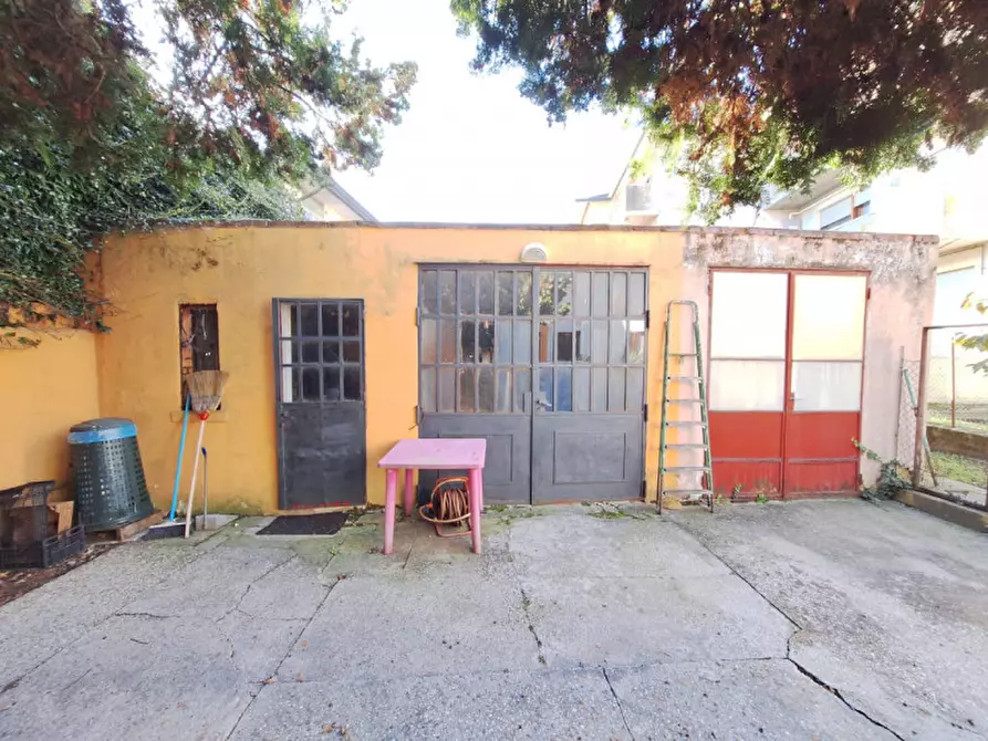 Immagine 3 di Casa bifamiliare in vendita  in Via Jacopone da Todi a Rovigo