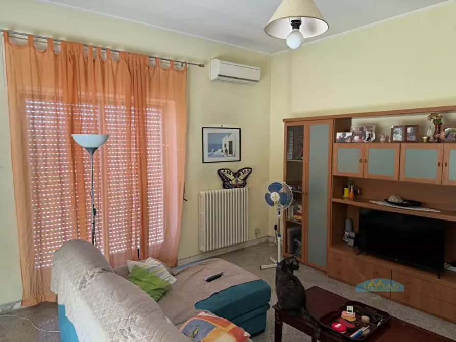Immagine 3 di Appartamento in vendita  in Via Cristoforo Colombo a Ceglie Messapico