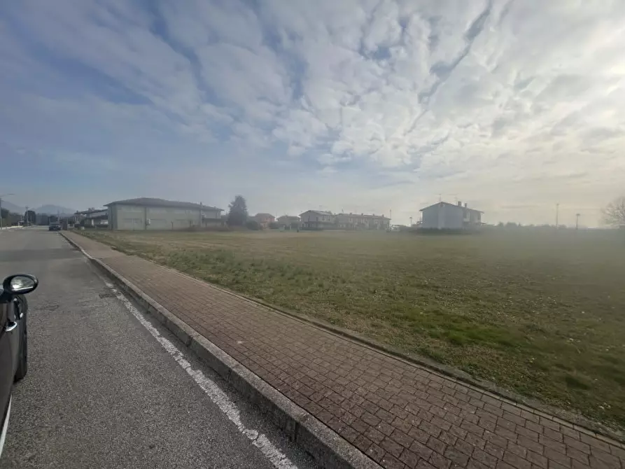 Immagine 6 di Terreno in vendita  in Via Monte Grappa, Albettone (VI) a Albettone