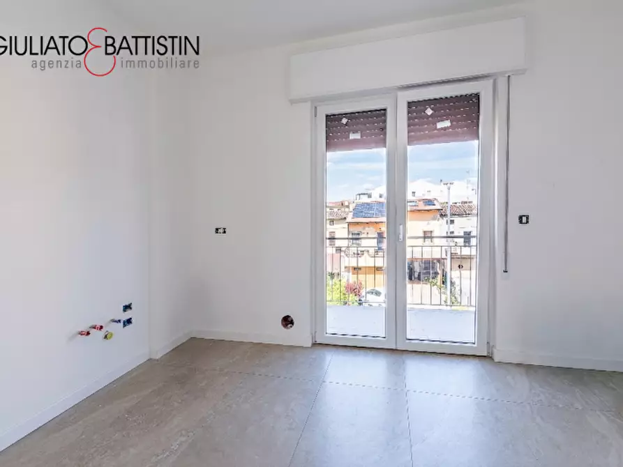 Immagine 6 di Appartamento in vendita  in ZONA PERARA a Altavilla Vicentina