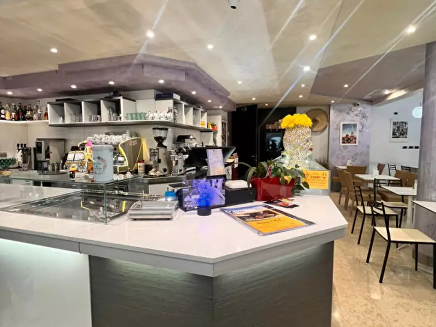 Immagine 8 di Attività commerciale in vendita  in piazza Italia, 33 a Maniago