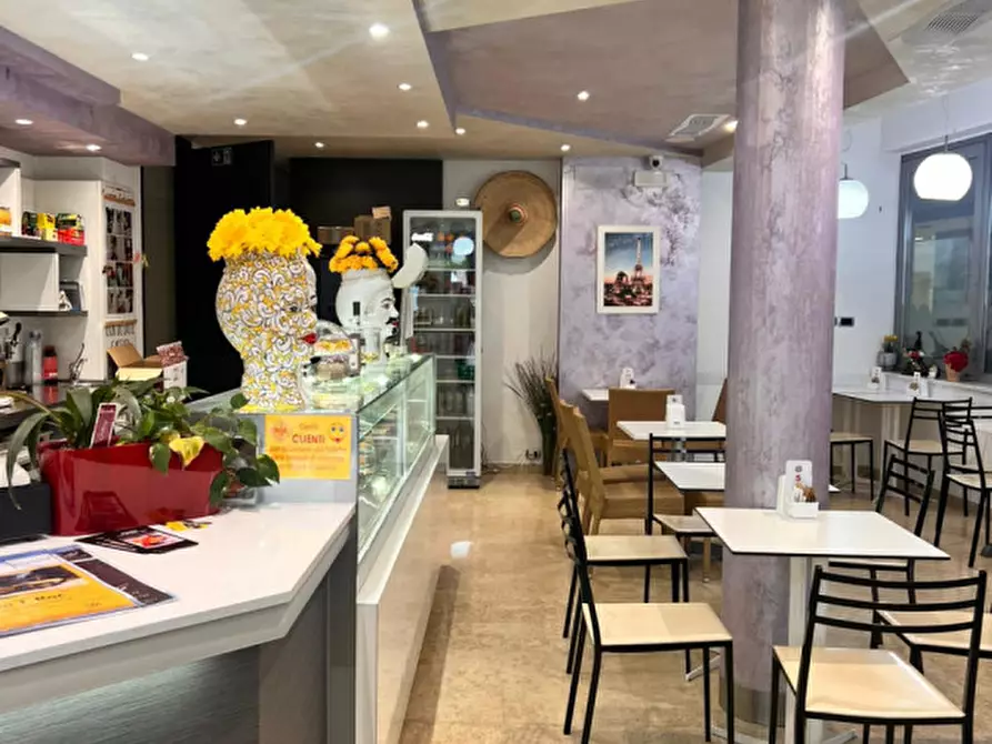 Immagine 10 di Attività commerciale in vendita  in piazza Italia, 33 a Maniago