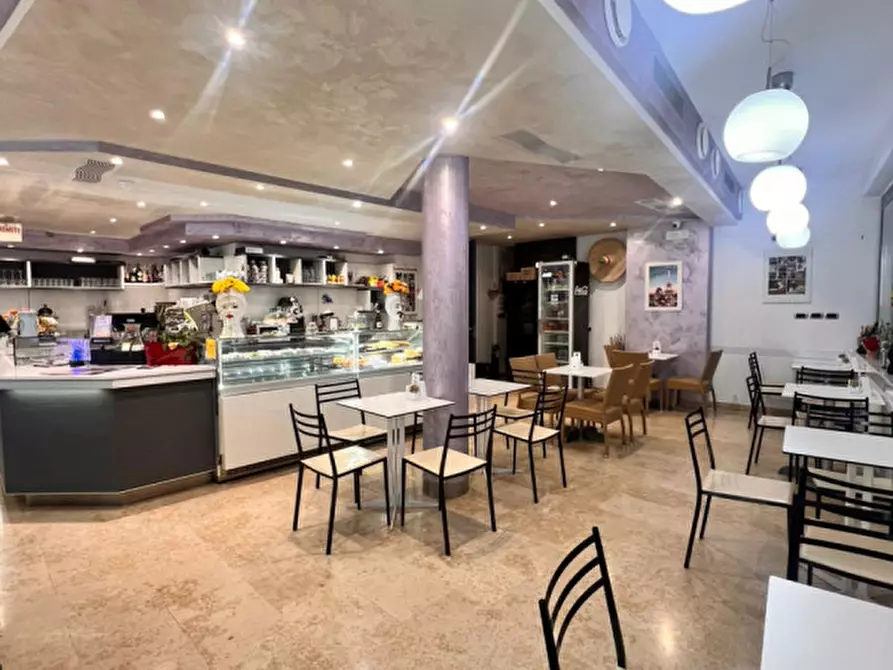 Immagine 14 di Attività commerciale in vendita  in piazza Italia, 33 a Maniago