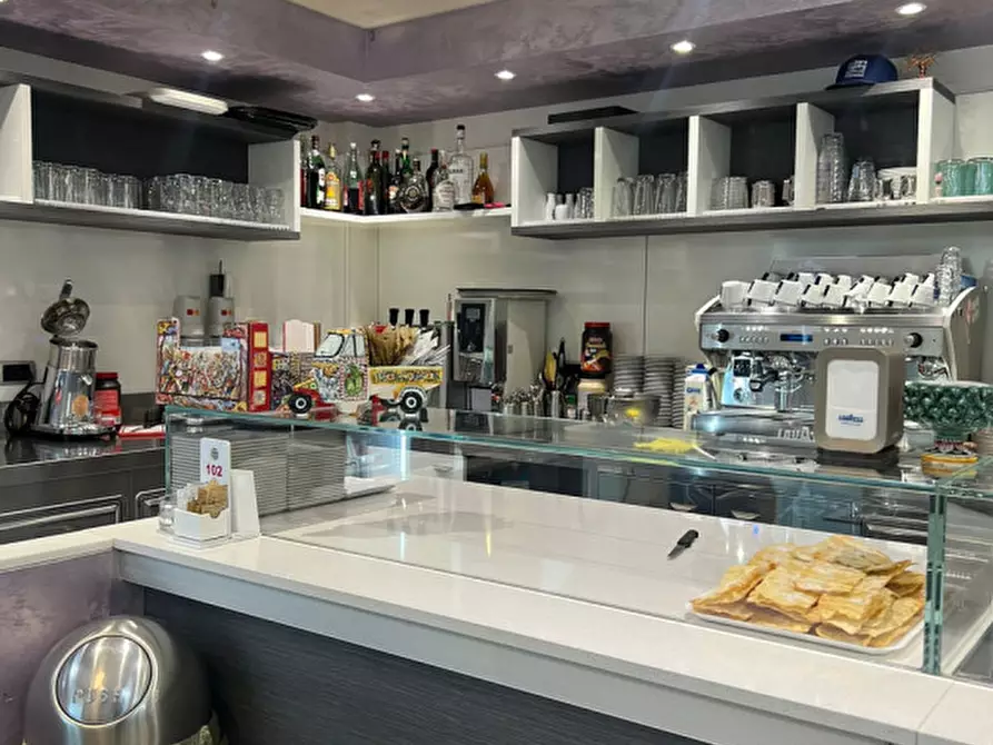 Immagine 16 di Attività commerciale in vendita  in piazza Italia, 33 a Maniago