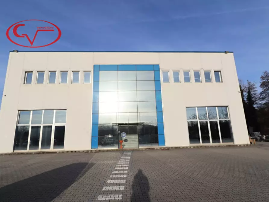 Immagine 3 di Laboratorio in vendita  in Terranuova Bracciolini a Terranuova Bracciolini