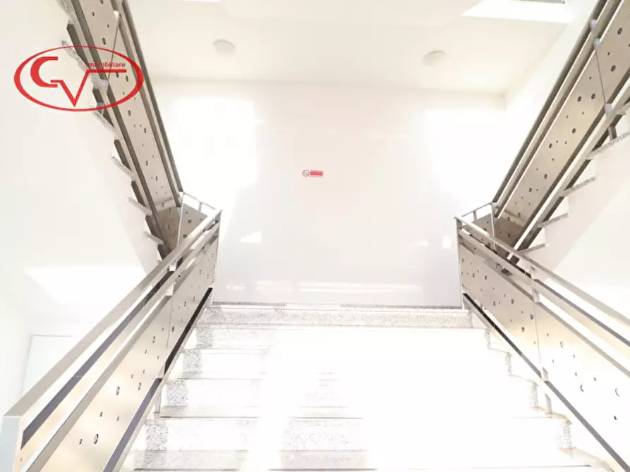 Immagine 8 di Laboratorio in vendita  in Terranuova Bracciolini a Terranuova Bracciolini