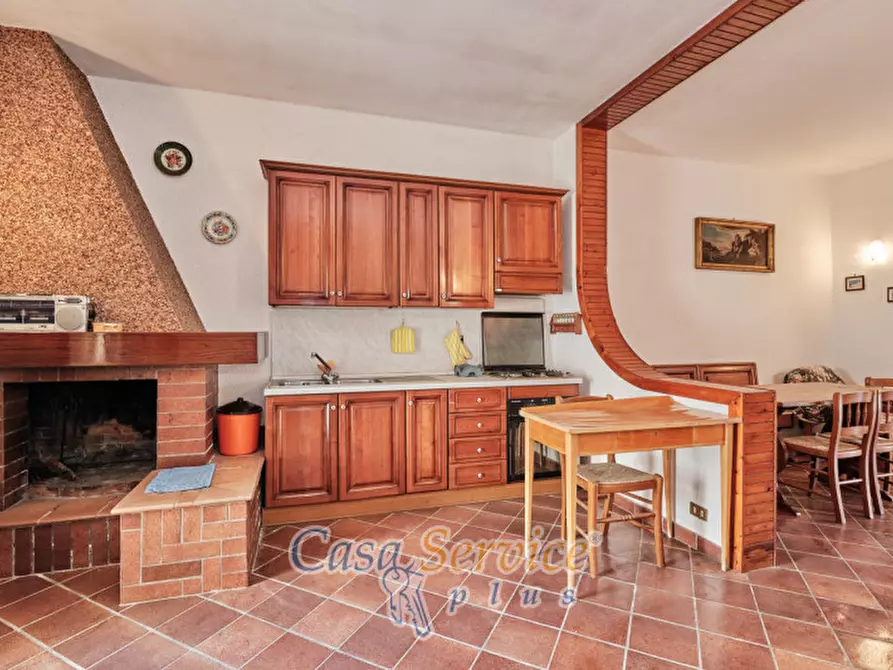 Immagine 11 di Casa indipendente in vendita  in Via Dabormida a Collepasso