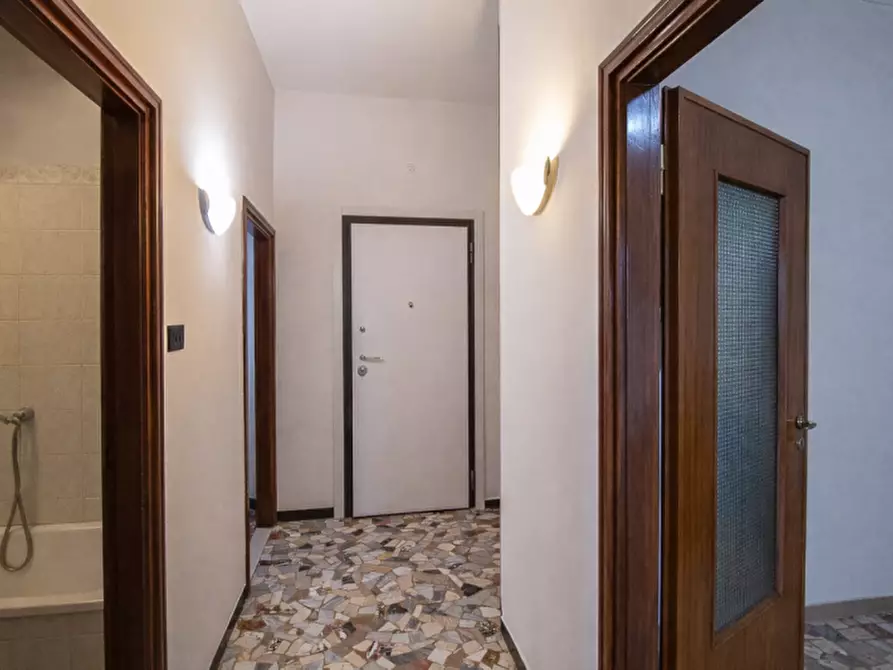 Immagine 11 di Appartamento in vendita  in via emilia 1 a San Lazzaro Di Savena