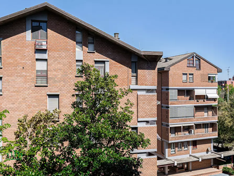 Immagine 12 di Appartamento in vendita  in Via Emilia 1 a San Lazzaro Di Savena