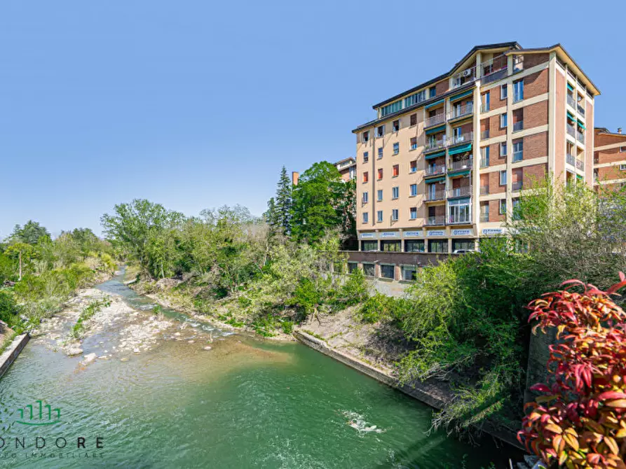 Immagine 35 di Appartamento in vendita  in Via Emilia 1 a San Lazzaro Di Savena