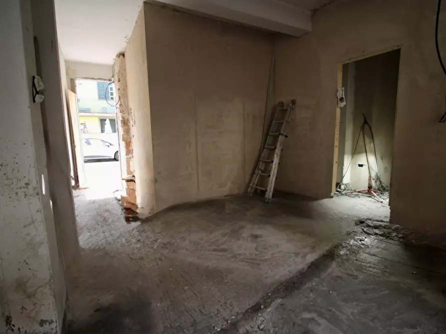 Immagine 5 di Appartamento in vendita  in Via Adriano Zarini a Prato