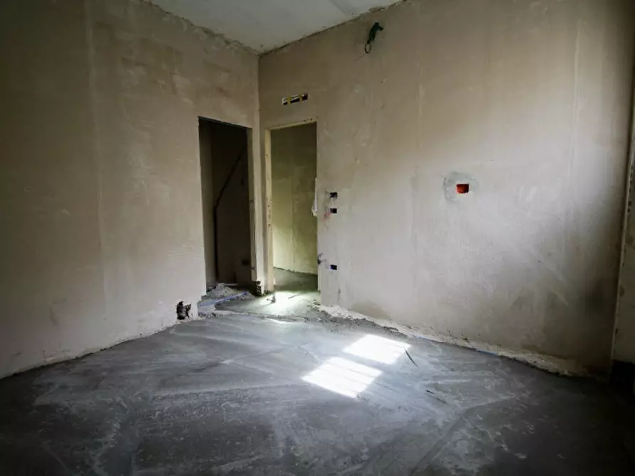 Immagine 7 di Appartamento in vendita  in Via Adriano Zarini a Prato