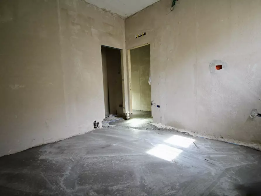 Immagine 8 di Appartamento in vendita  in Via Adriano Zarini a Prato
