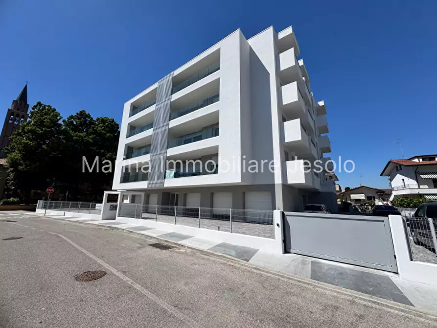 Immagine 2 di Appartamento in vendita  in Via 24 Maggio a Jesolo